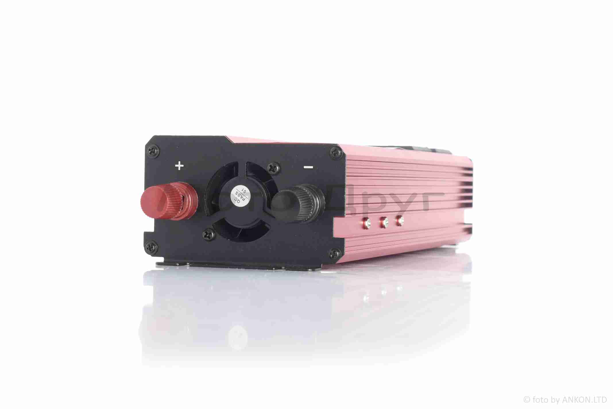 Інвертор AC/DC-12V/220V, 500/1000W, LCD екран, 4хUSB, дві розетки #ATPI-6 - Зображення 2