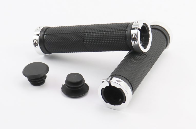 Ручки руля 130мм с зажимом Lock-On с двух сторон, чёрно-серебристые FL-426