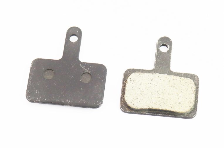 Тормозные колодки Disk-brake (Shimano BR-M416,575,495,486,485,446,445,395,375), без скобы, чёрные