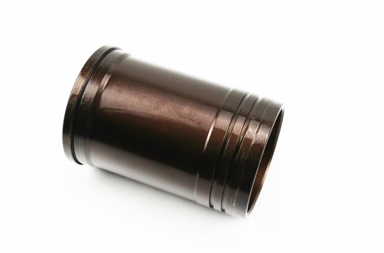 Гильза цилиндра R192N (H-160mm, Dпоршня-92mm, Dвенца-108,75mm, Dверх.пояс-104,75mm, Dниж.пояс-103mm), желтая, с насечкой