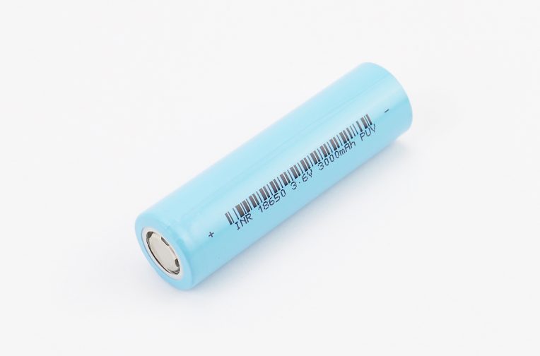 Акумулятор 3,6V 3000mAh 18650 3C Li-ion (L65*D18mm)