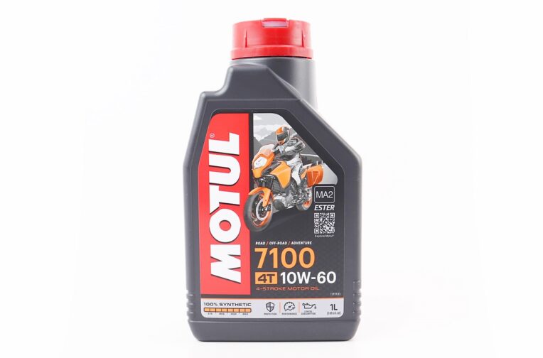 Олива 4T 10W-60 – синтетична мотоциклетна “7100 SYNTHETIC 100%”, 1L