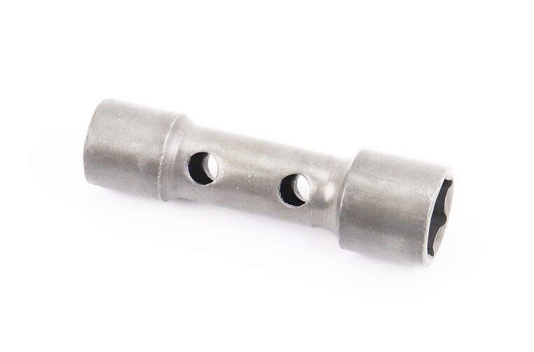Ключ свечной для 4Т – 16/18mm (каленый)
