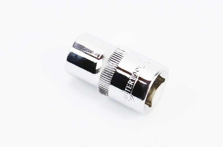 Головка торцева 6-гранна 1/2″ 13х38мм CrV ET-0013