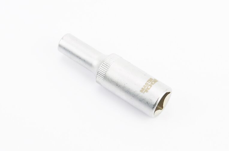 Головка торцева 6-гранна подовжена 1/2″ 8×78мм CrV 78-0508