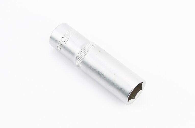 Головка торцева 6-гранна подовжена 1/2″ 15×78мм CrV 78-0515