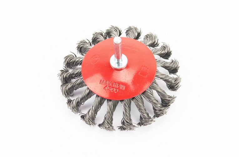 Щетка конусная со стержнем 1/4″ D-100мм из плетеной проволоки 19-9310