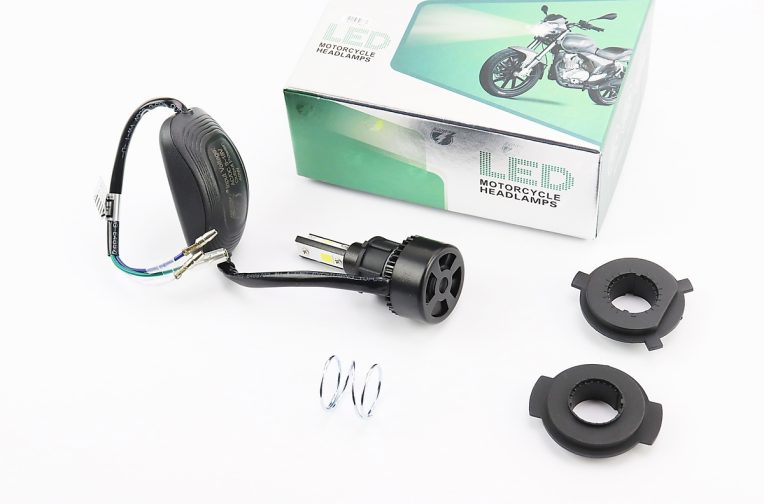 Лампа фари діодний LED-3 SUPER універсальна (к-кт різних кріплень), з стабілізатором, тип1