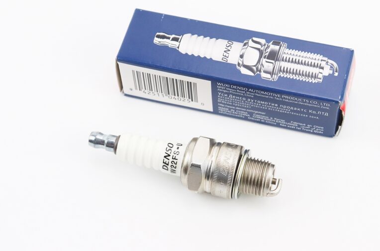 Свічка 2Т W22FSU – M14 L12