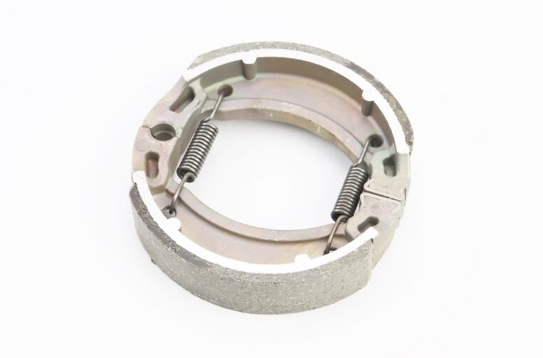 Тормозные колодки барабан Honda LEAD 90, D=105mm