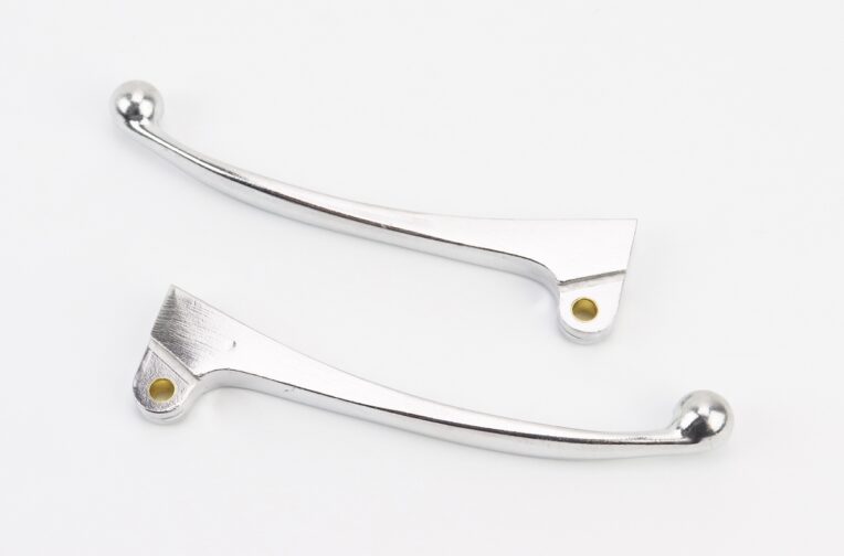 Рычаги руля левый, правый к-кт 2шт (под сцепл./барабан. тормоз) “хром”