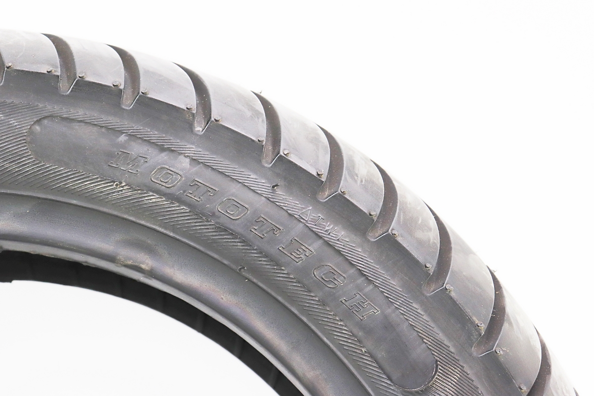 Шина 120/70-12 безкамерна, шосейний малюнок 6002 - Зображення 3