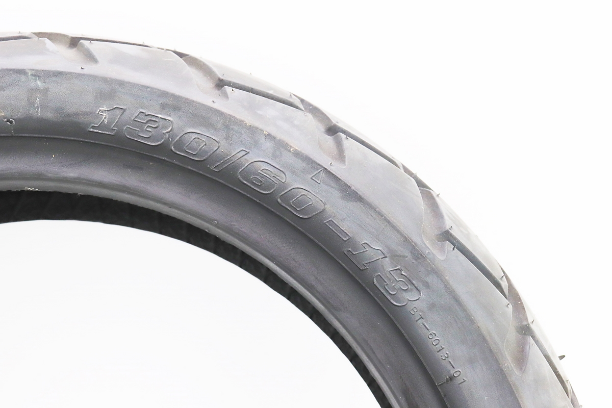 Шина 130/60-13 безкамерна, шипована 6013 - Зображення 2