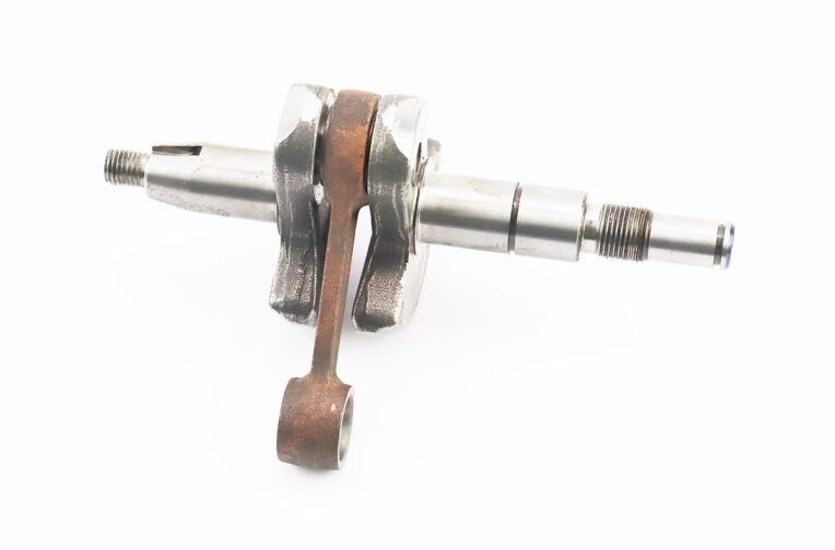 Коленвал, палец 10mm MS-230/250