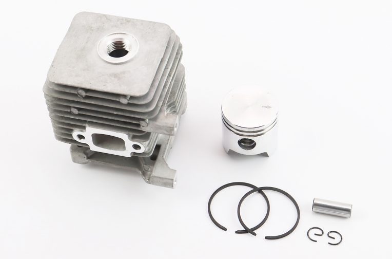 Циліндр к-кт (цпг) 34mm (палець 8mm) (без різьби під шпильки) Stihl FS-38/45/55, MM55, BT45