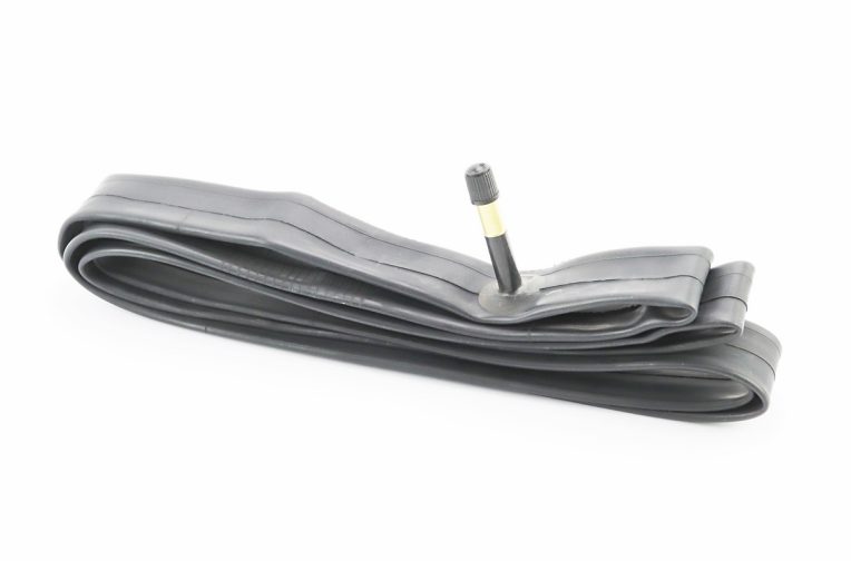 Камера 28″ 700×35/43C с ниппелем (Schrader AV-48)