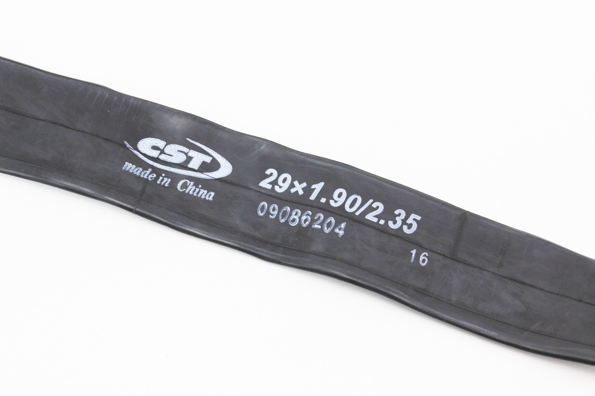Камера 29"х1,90/2,35 с ниппелем (Schrader AV-48) — изображение 2