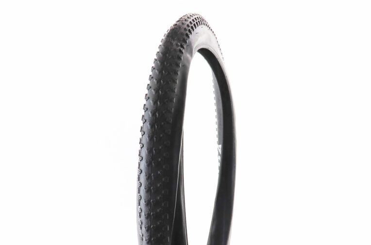 Шина 27,5″x2,20 (56-584) шипована HONEY BADGER K1127A
