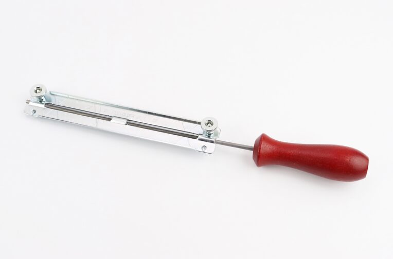 Напильник с рукояткой (дерево) + планка к-кт 4,0mm