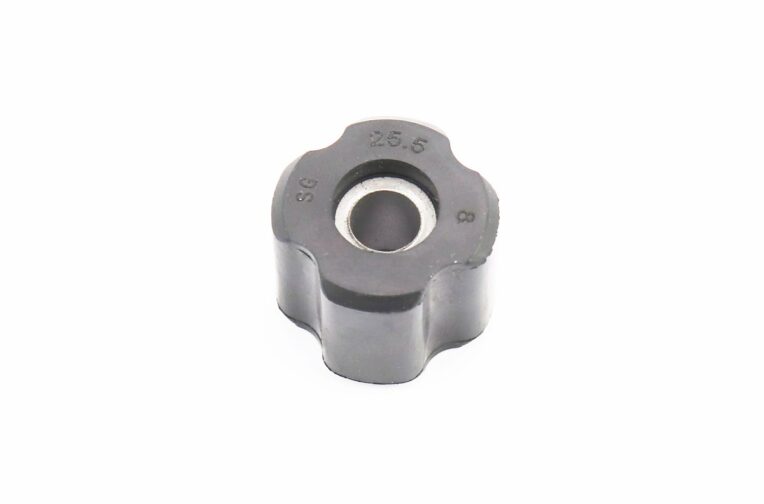 Втулка в трубу D-28mm, (d-8mm, D-25,5mm, H-20mm)