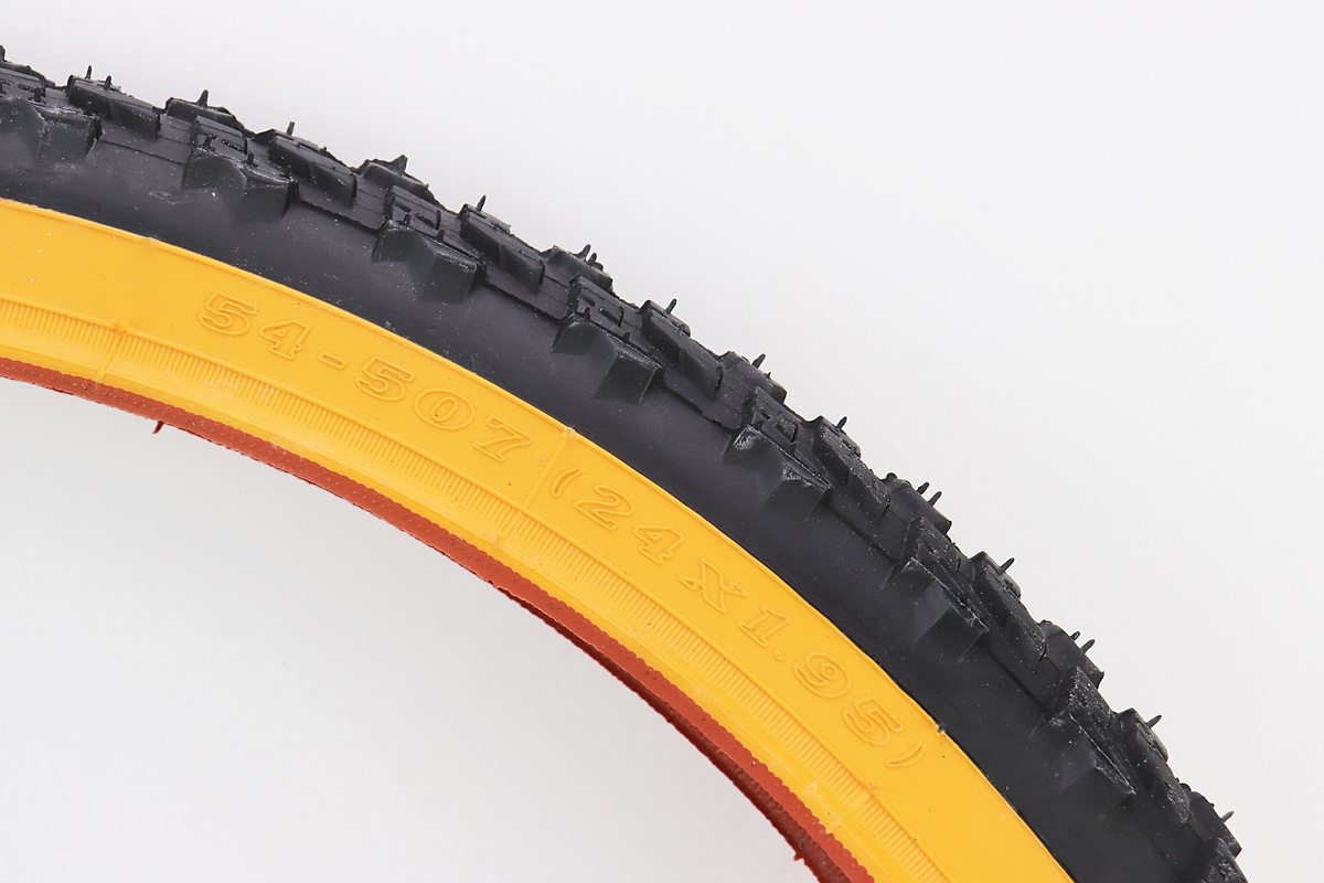 Шина 24"x1,95 (54-507) шипованная (оранжевый борт) SV210 — изображение 2
