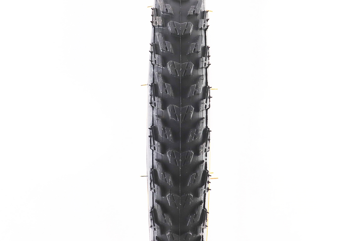 Шина 24"x1,95 (54-507) шипованная (оранжевый борт) SV210 — изображение 4