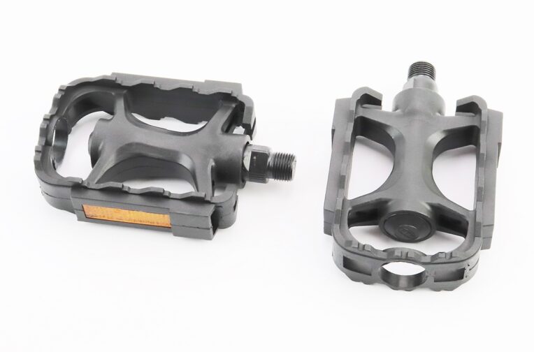 Педалі MTB 9/16″ (110x77x26mm) пластикові, чорні NW-223