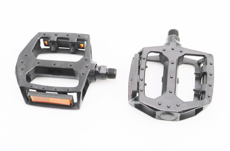 Педалі MTB широкі 9/16″ (107x100x25mm) алюмінієві, чорні 808