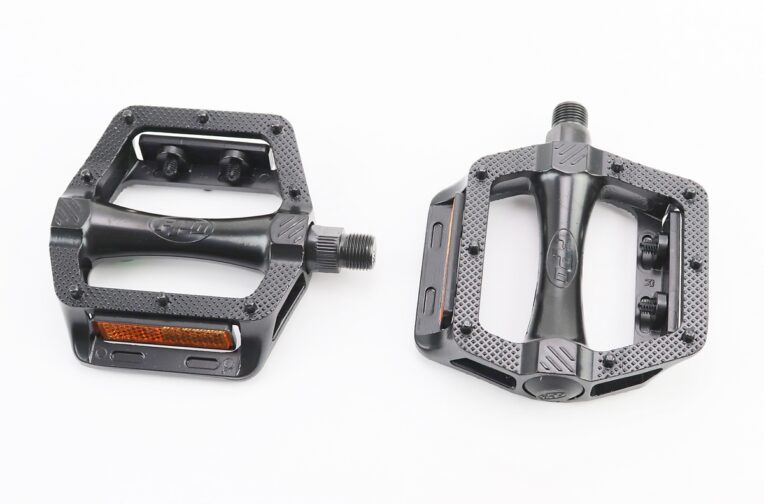 Педалі MTB широкі 9/16″ (108x105x26mm) алюмінієві, чорні NWL-305