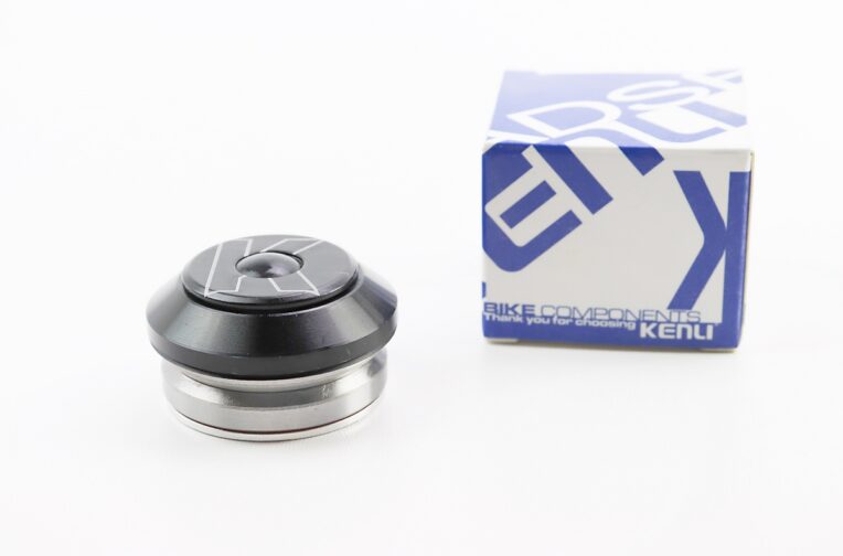 Кермова колонка 1-1/8″ (41,8/28,6×41,8/30) безрізьбової вилки, інтегровані, пром-підшипники, чорні KL-B520