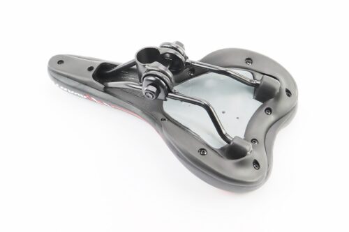 Сиденье MTB 265x155мм, чёрно-красное AVY-6628 — изображение 2