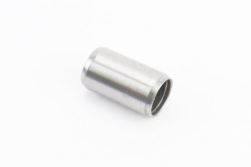 Втулка направляющая крышки блока 6,3x8x13,8mm 168F/170F