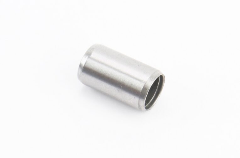 Втулка направляюча кришки блока 6,3x8x13,8mm 168F/170F