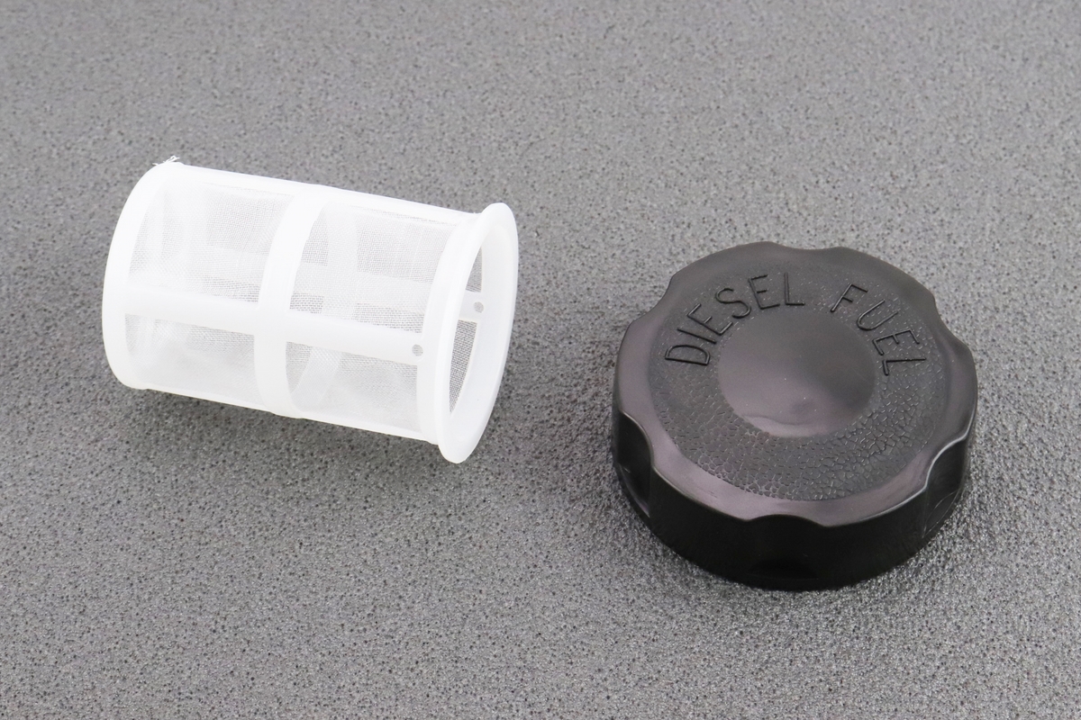 Крышка бака топливного + сетка к-кт 170F/173F/178F/186F/188F/190F/192F