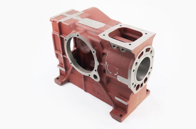 Блок двигуна, поршень 80mm R180NM (довгий)+гільза