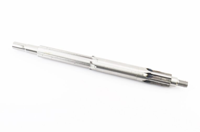 Вал КПП первичный (с валом отбора мощ.) 390mm, JR-Q12E