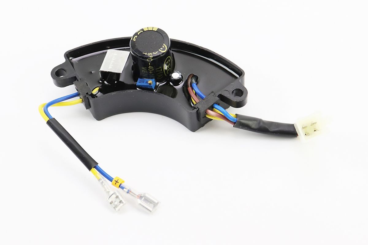 Реле напруги AVR однофазне 2-3,5 кВт (корпус - сегмент, пластик, контакти - 2 "мама" + 4 "тато", 250V, 220µF), від 5шт -5%