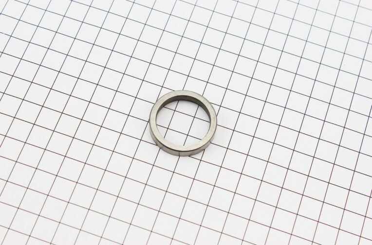 Седло клапана выпускного d-25,3mm, D-32mm KM385BT (LL480B-03104)