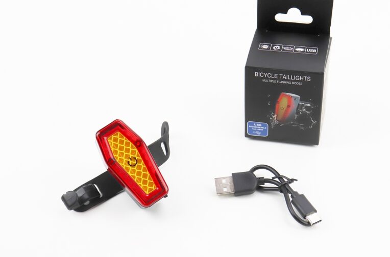 Фонарь задний COB LED технология, Li-ion 3.7V 500mAh зарядка от USB, влагозащитный