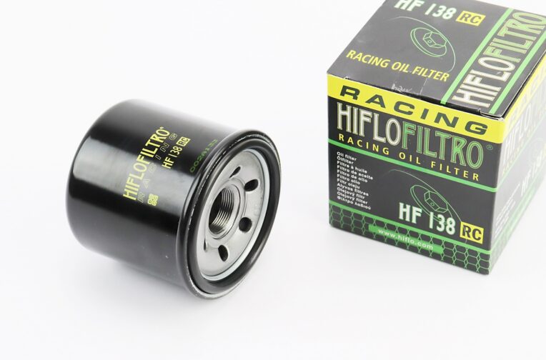 Фильтр масляный HF138RC (68×75мм) APRILIA RSV 1000 Tuono V4R, KAWASAKI KLV 1000, SUZUKI GSF 600/650/1200, SUZUKI GSX 600 F/650 F/750F