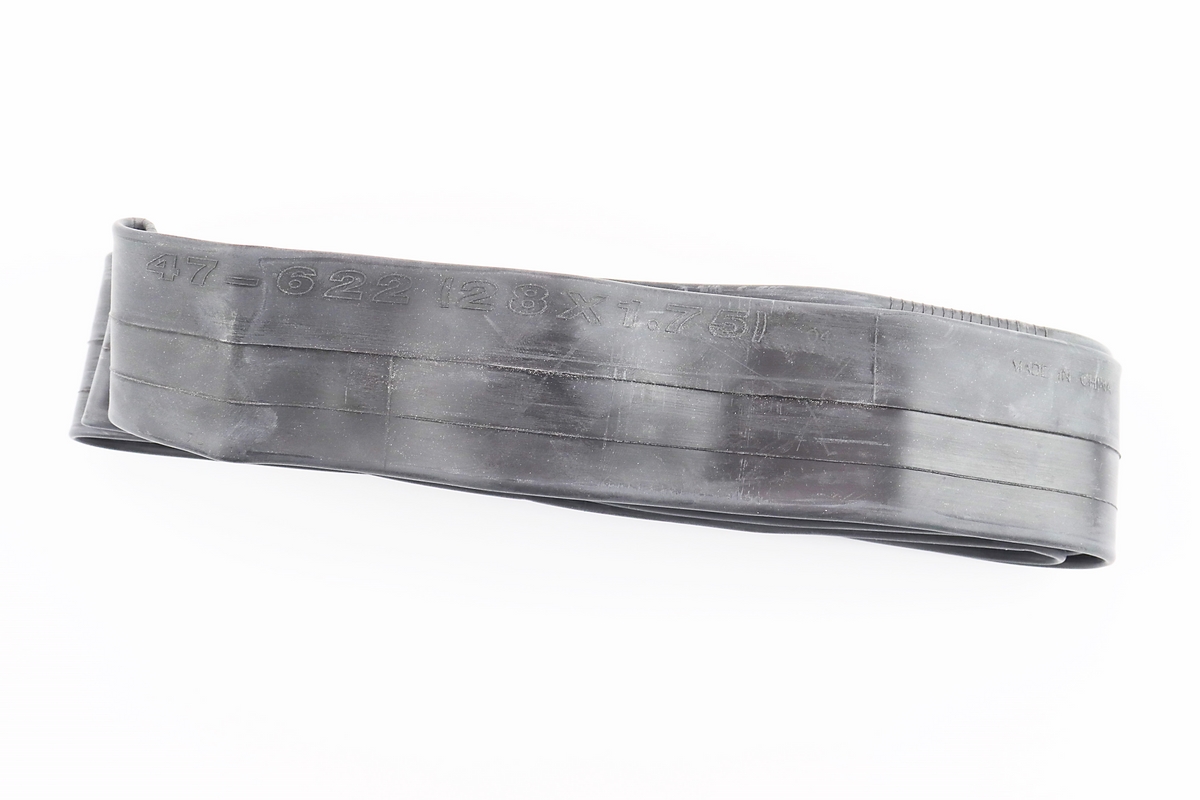 Камера 28"х1,75 з ніпелем (Presta FV-48) - Зображення 2