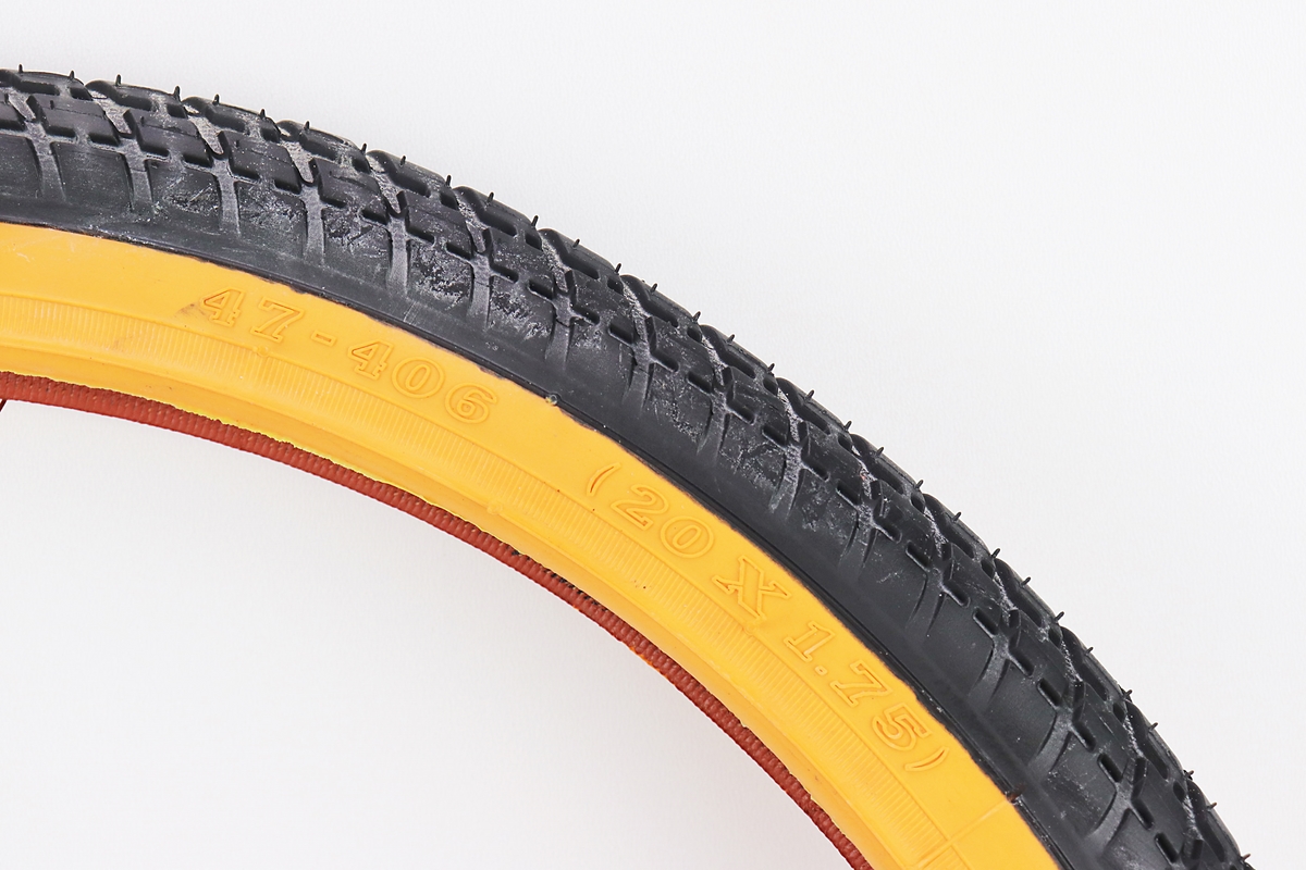 Шина 20"x1,75 (47-406) дорожная (оранжевый борт) SV204 — изображение 2