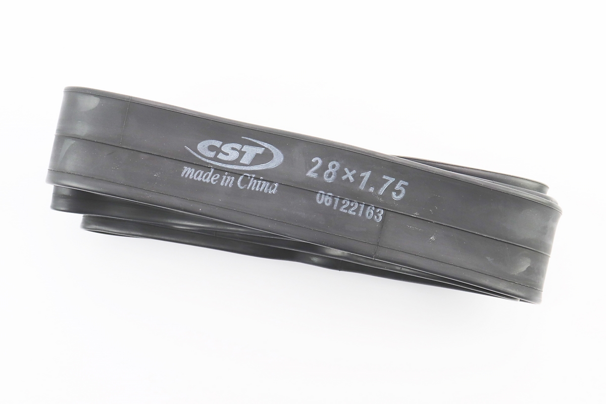 Камера 28"х1,75 з ніпелем (Schrader AV-48) - Зображення 2