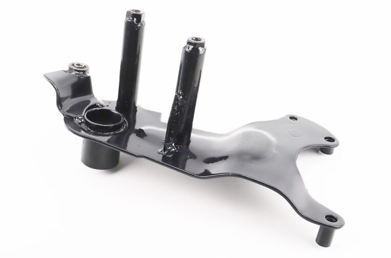 Кронштейн тримач глушника для 150cc