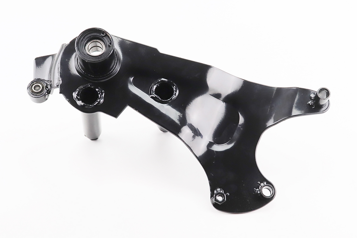 Кронштейн держатель глушителя для STORM 150cc — изображение 2