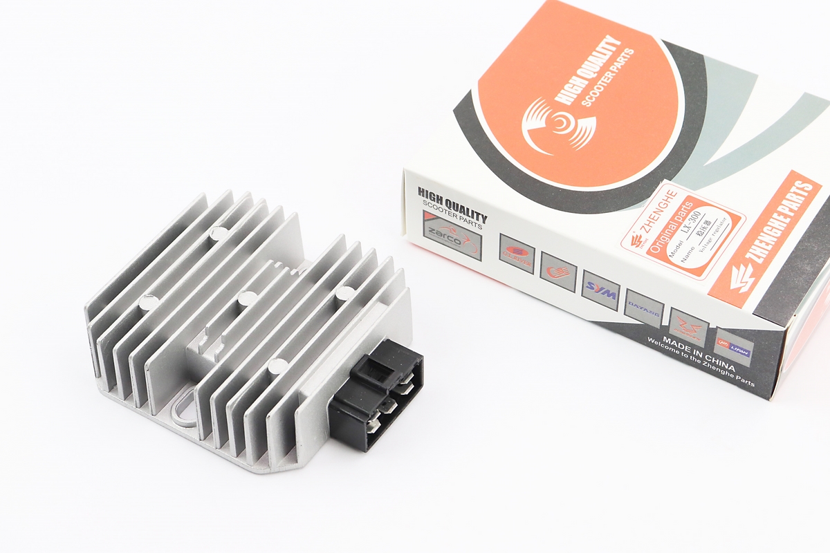 Loncin LX300-6 Реле-регулятор напруги 12V/1,5A