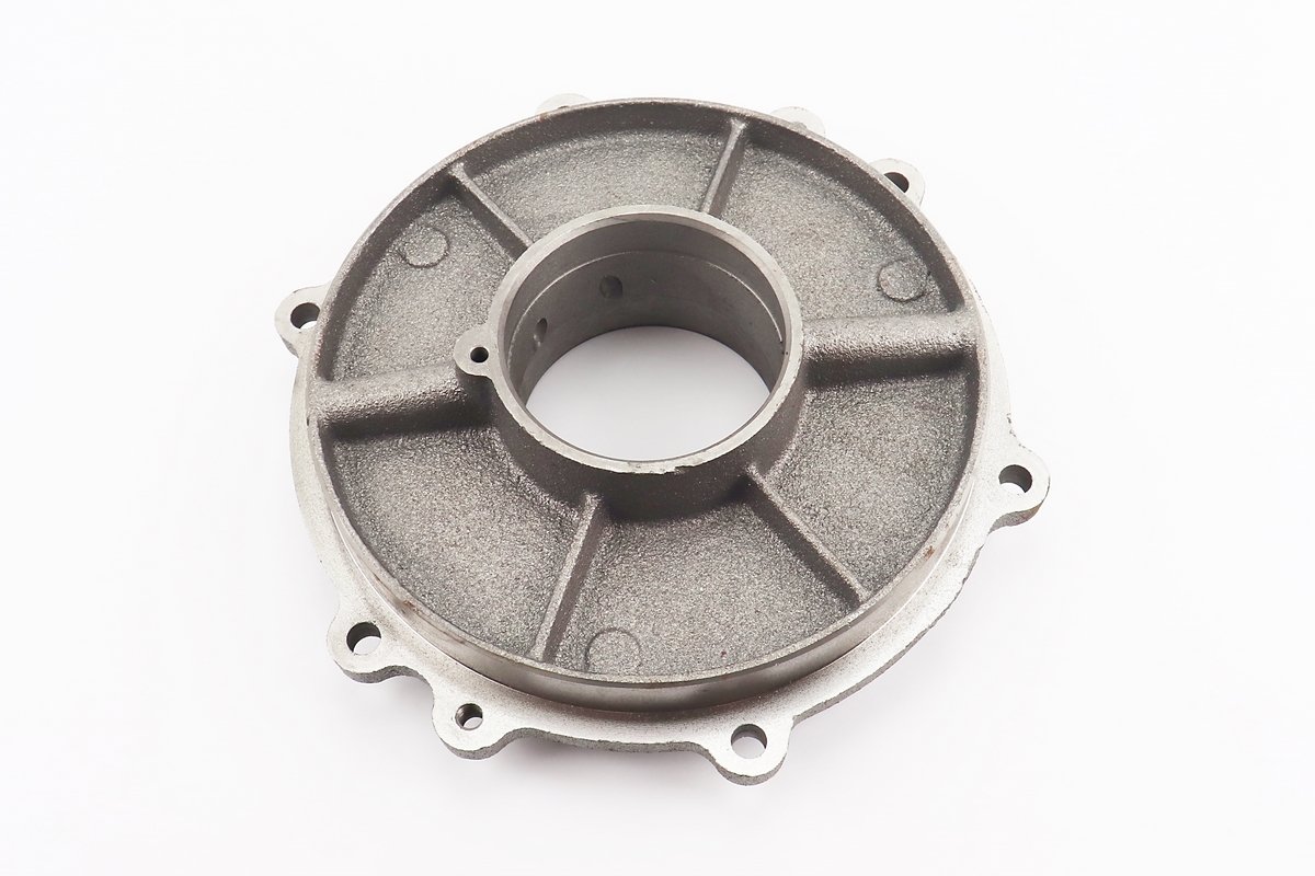 Кришка блока двигуна ліва (маховика) ZS1100