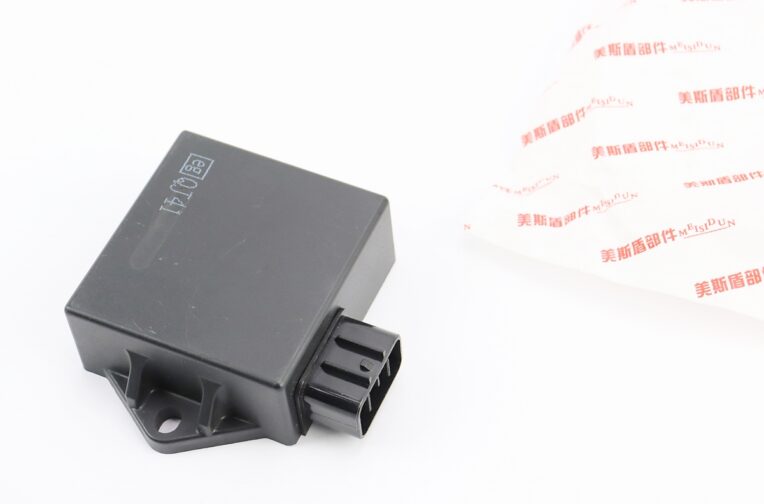 Коммутатор Yamaha Majesty YP 250, Boss, Lucky, Nitro (разъем тип 1)