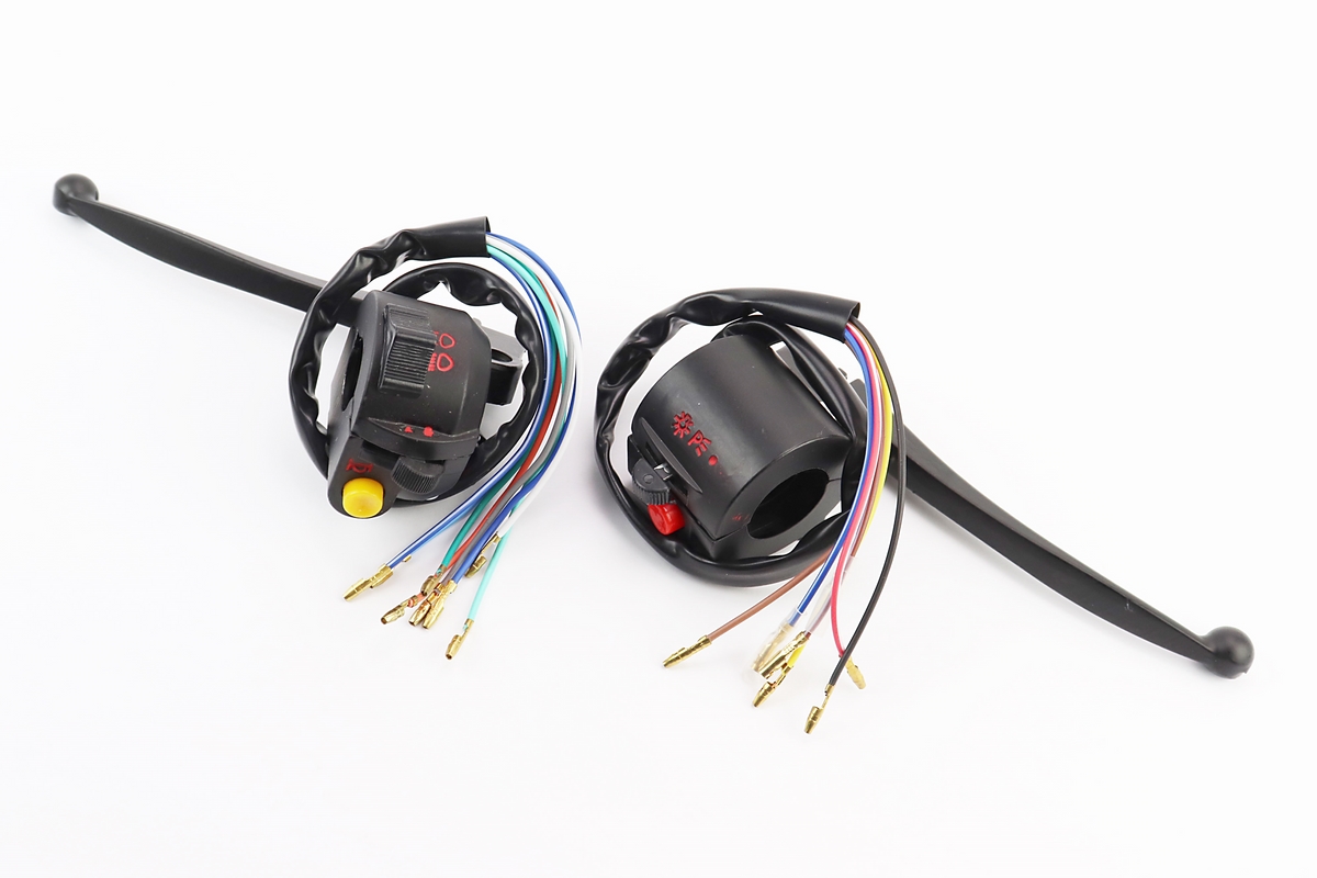 Блок кнопок на кермі лівий, правий к-кт із важелями (під дзеркала М10) ALPHA, тип 1