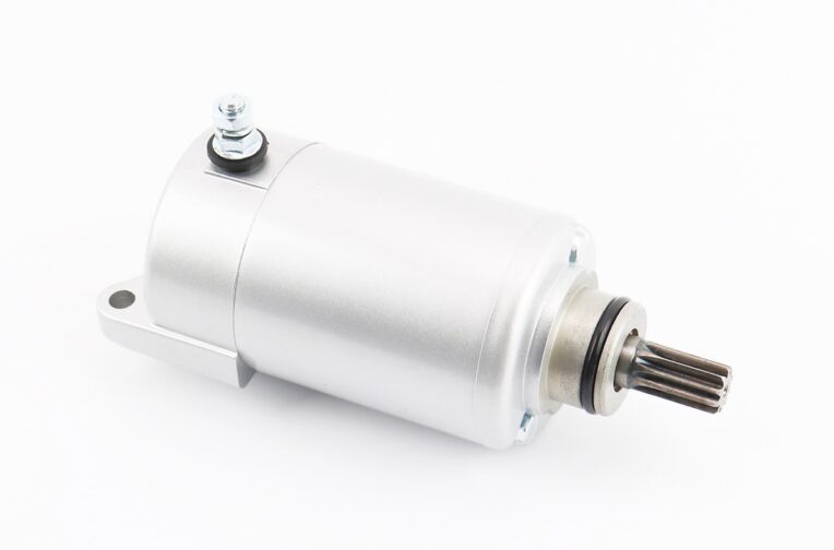 Стартер у зборі (10 шліців) CB